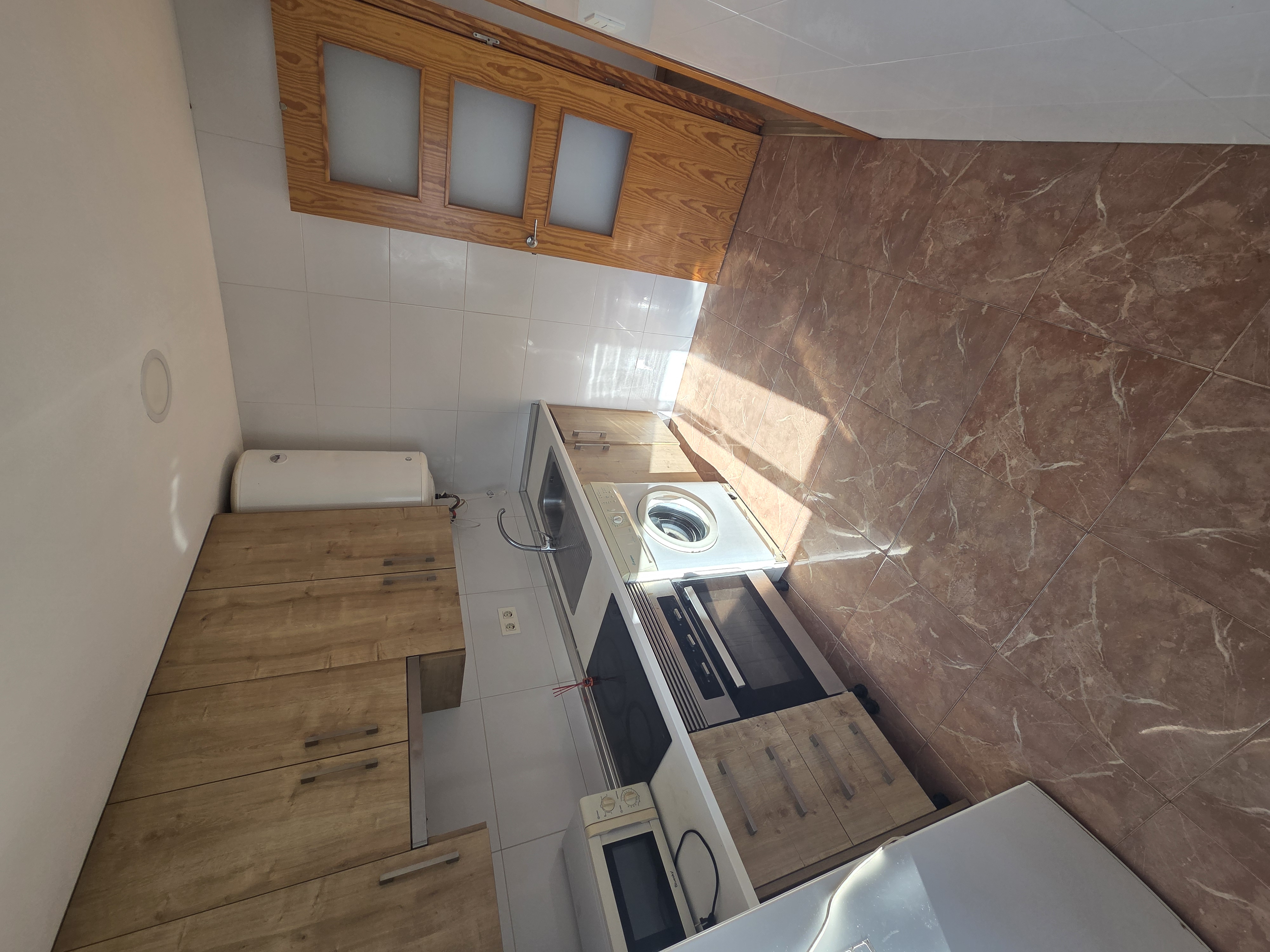 Piso en Calle Juan de la Vierva, San Andrés - Murcia - 80m2 - 189.000€ - Imagen 2